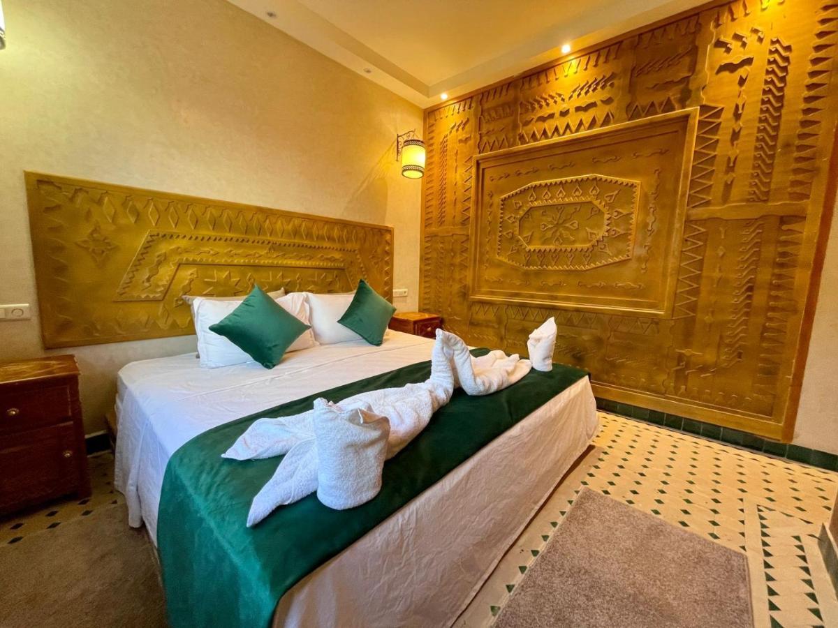 Hotel Apartments Lexpert " Riad The Family" Merzouga Luaran gambar