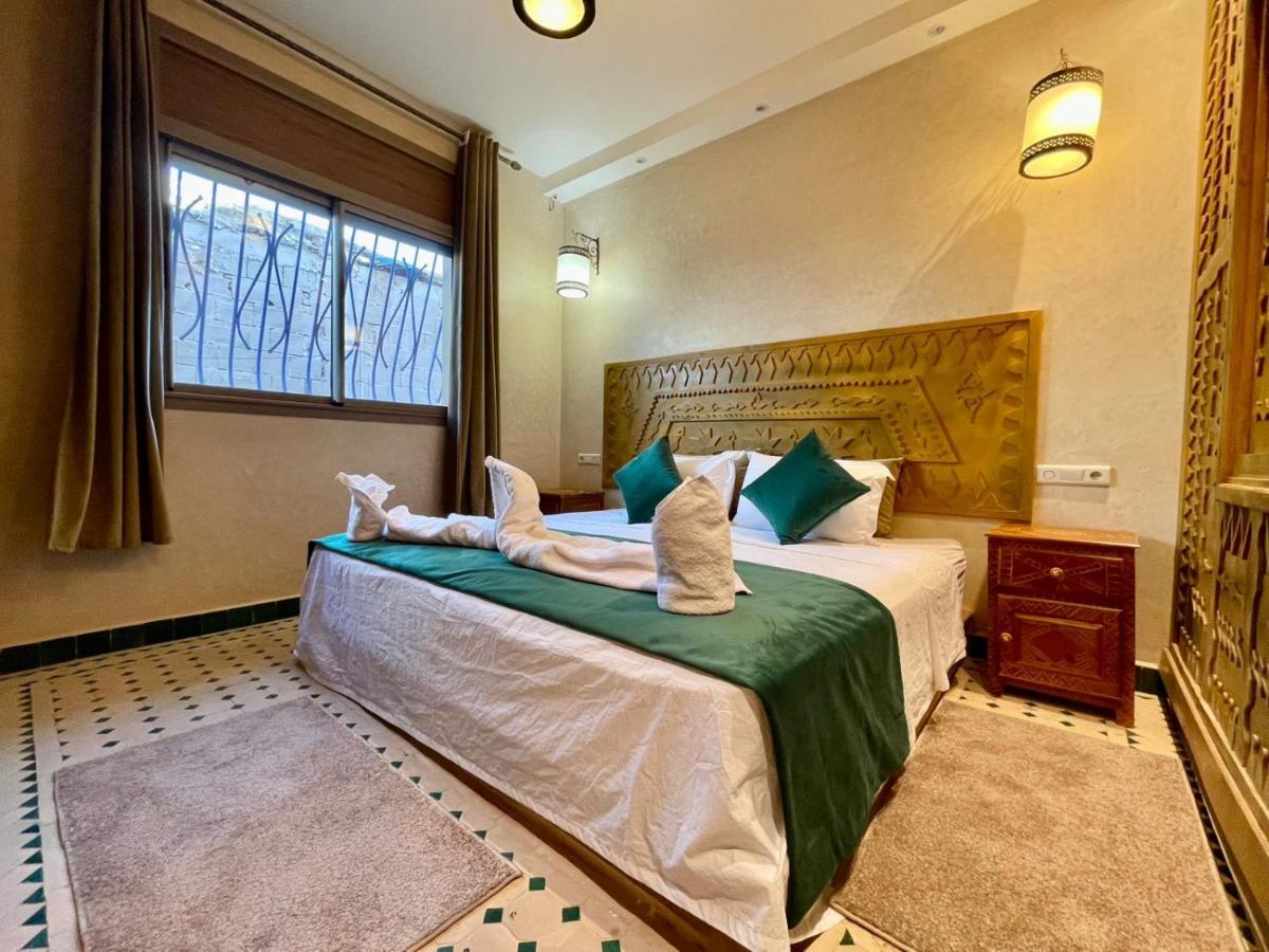 Hotel Apartments Lexpert " Riad The Family" Merzouga Luaran gambar